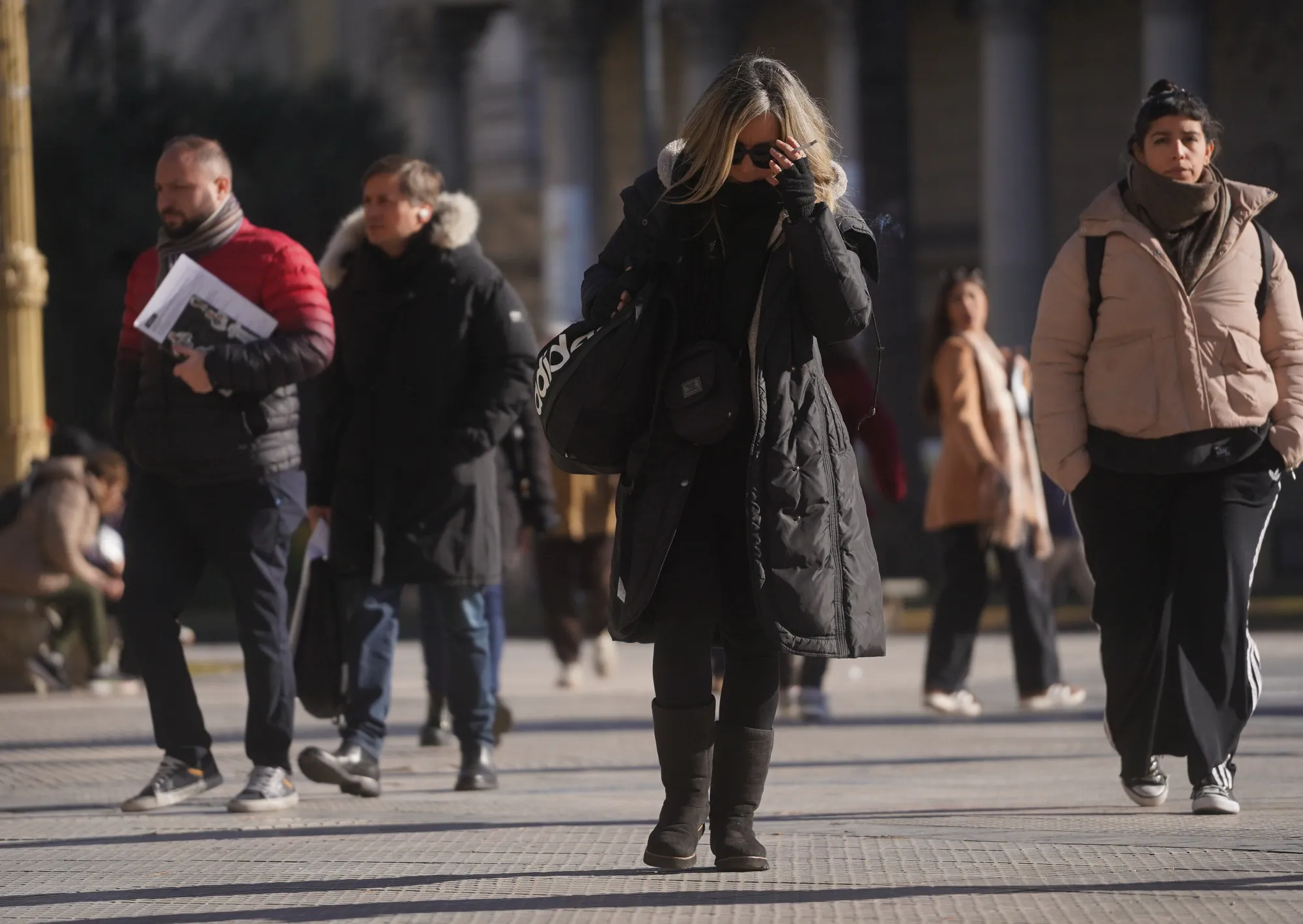 Tras las lluvias, sigue el frío intenso en el AMBA: cómo estará el clima para el Día del Padre