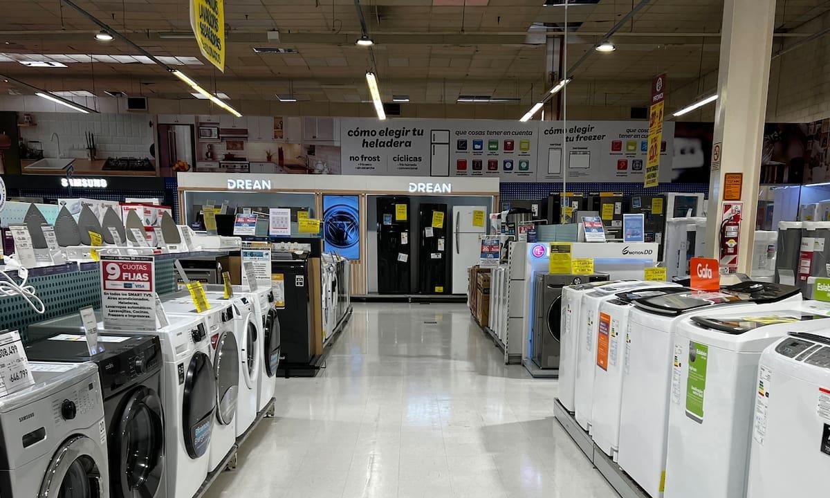 Casi la mitad de los que compran electrodomésticos en cuotas tiene problemas para pagar