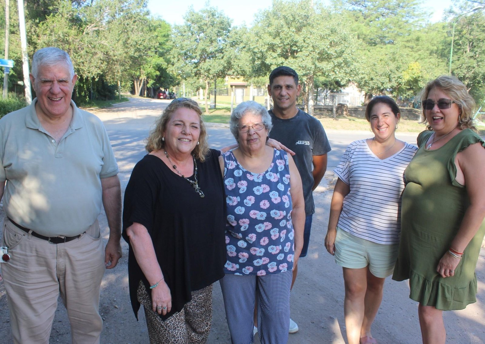 Cerrar calles con portones para frenar los robos: cómo es el polémico proyecto que enfrenta a un intendente y vecinos