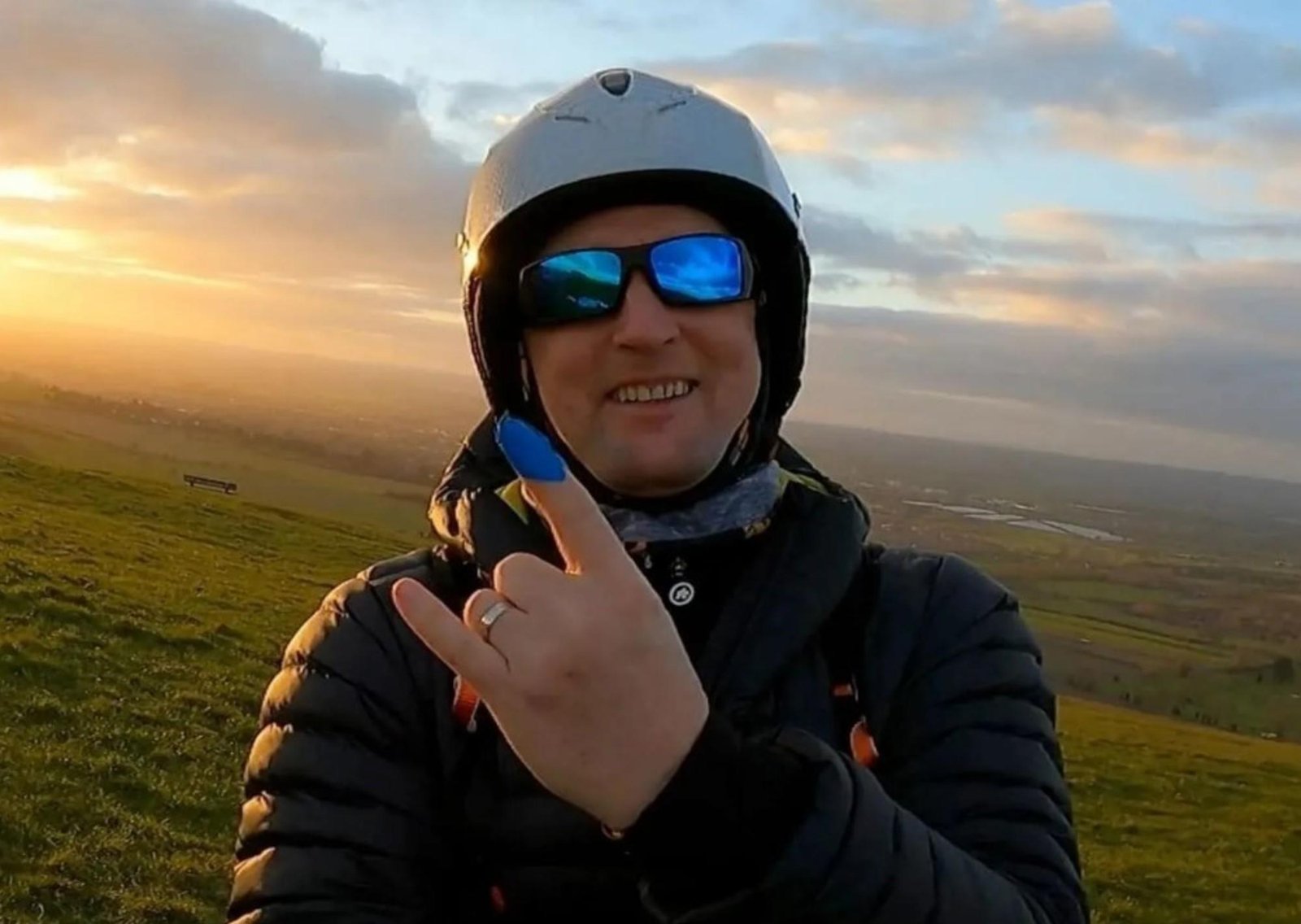 “Era una leyenda”: la desgarradora muerte de un experto en el paracaidismo wingsuit