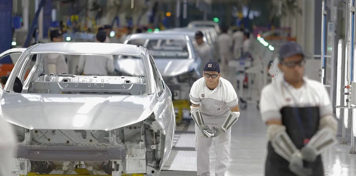 El dato del PIB que esconde otra realidad: caída fuerte de la inversión y tensiones en la actividad