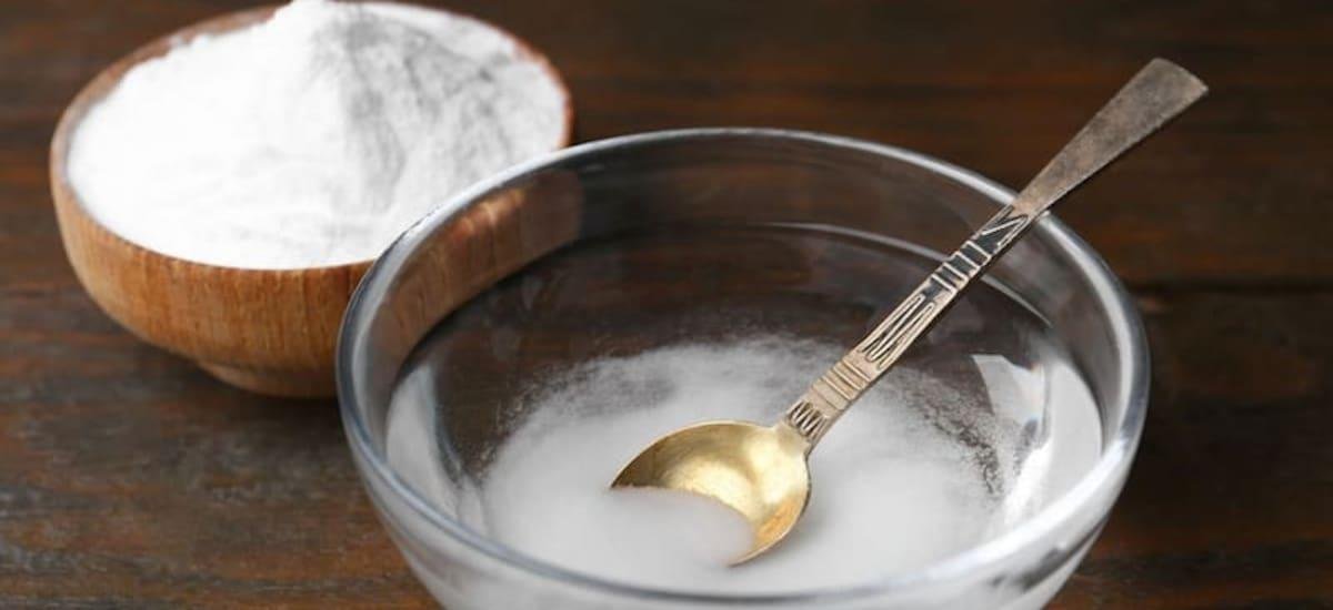 Bicarbonato, agua oxigenada y jabón blanco: para qué sirve esta mezcla y cómo usarla - El Cronista