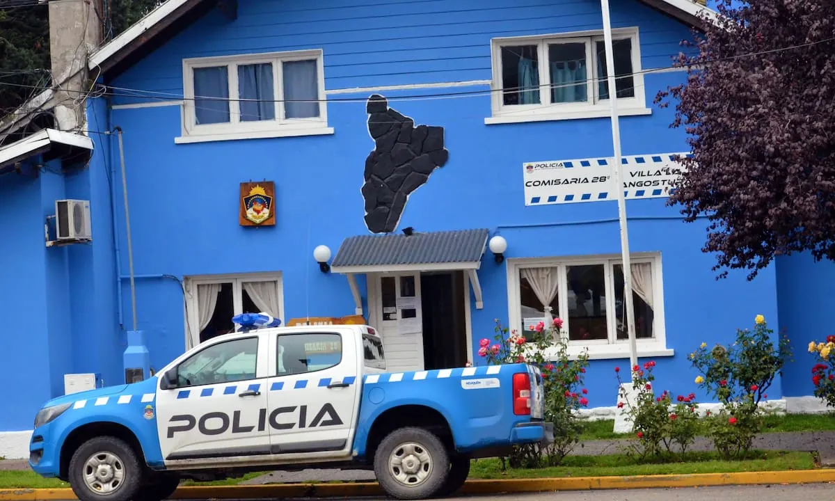 Un hombre quedó preso, acusado de asesinar a su hija de tres años para provocar “sufrimiento” a su madre