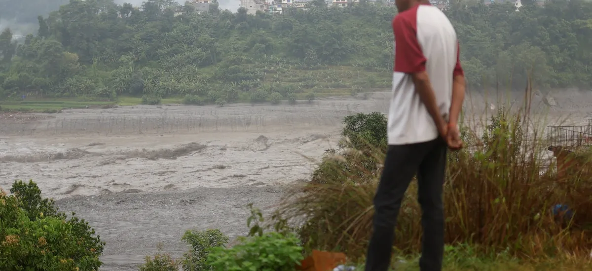 Las muertes en Nepal por la riada aumentaron a 734 y las amenazas de lluvia frenan el rastreo de 3.044 víctimas