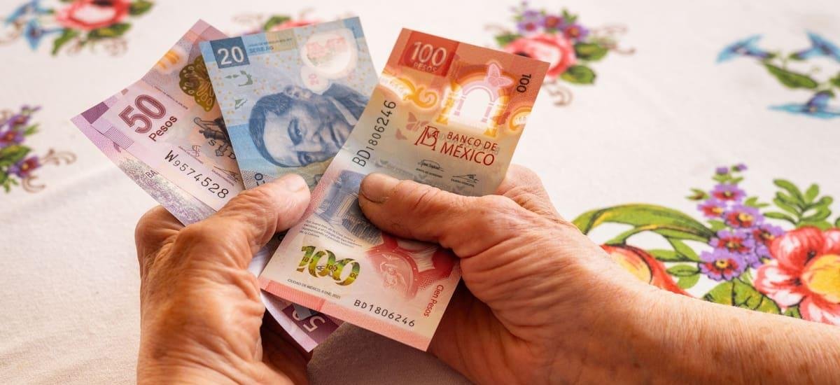 Precio del DÓLAR CANADIENSE a peso mexicano HOY viernes, 27 de febrero: ¿a cuánto cerró su cotización?
