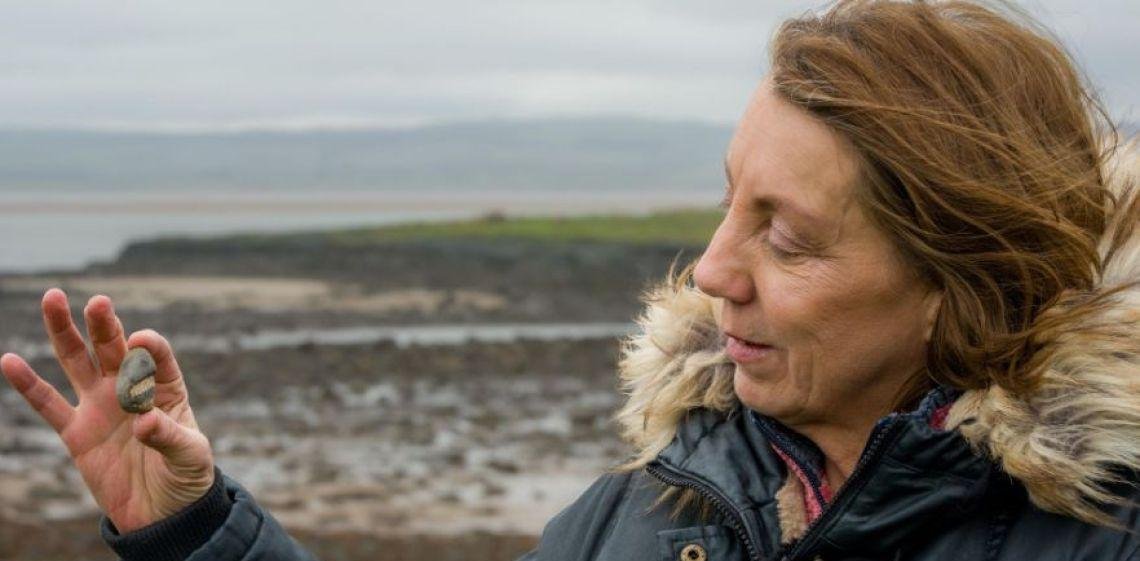 Descubren en Inglaterra un fósil de 350 millones de años cuya forma parece una sonrisa humana