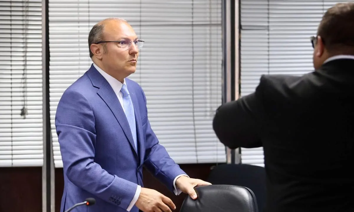 Pidieron la destitución del juez federal Gastón Salmain, acusado de cobrar coimas y mentir en su currículum