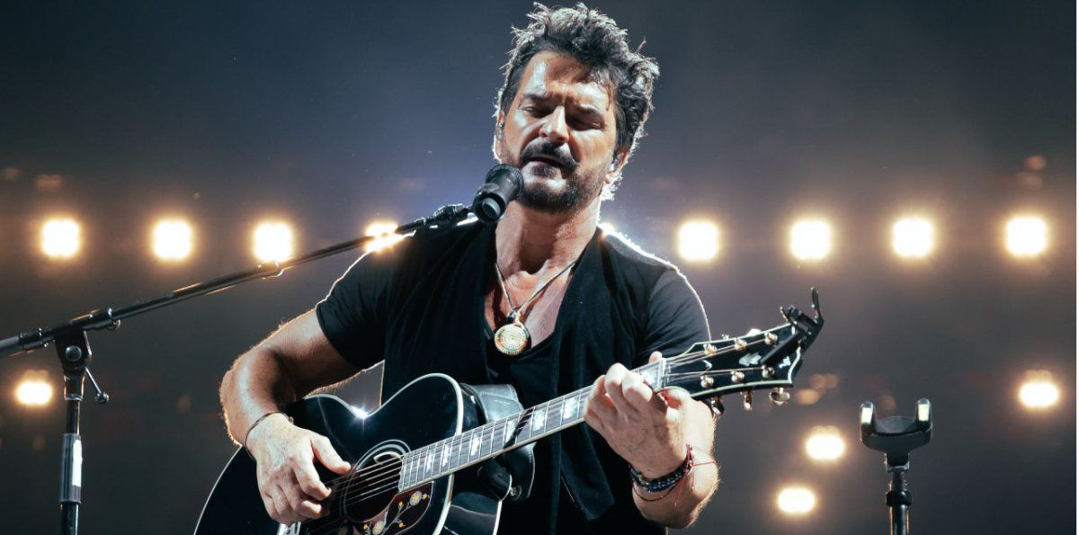De cuánto es la fortuna de Ricardo Arjona, el cantante que trasciende generaciones