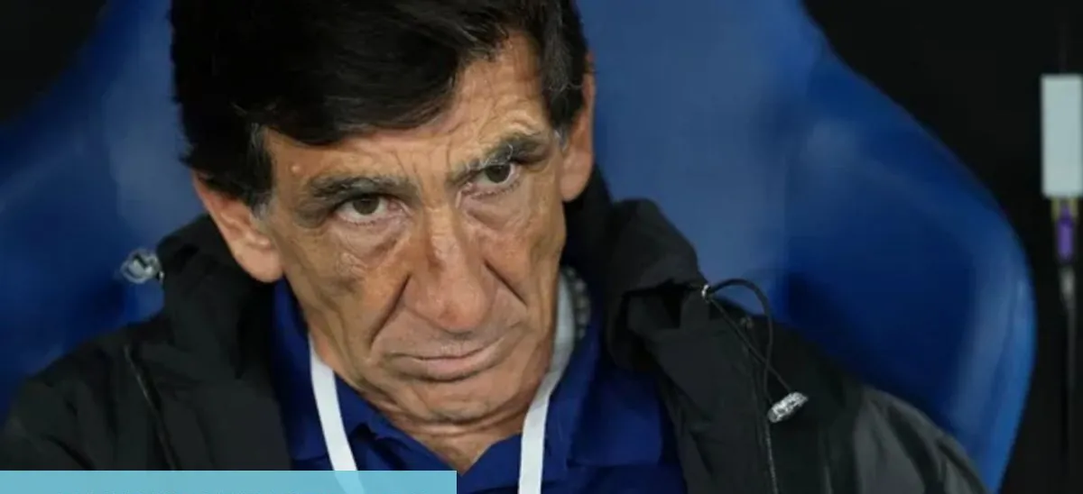El presidente de Racing, Diego Milito, despidió de forma sorpresiva a Gustavo Costas