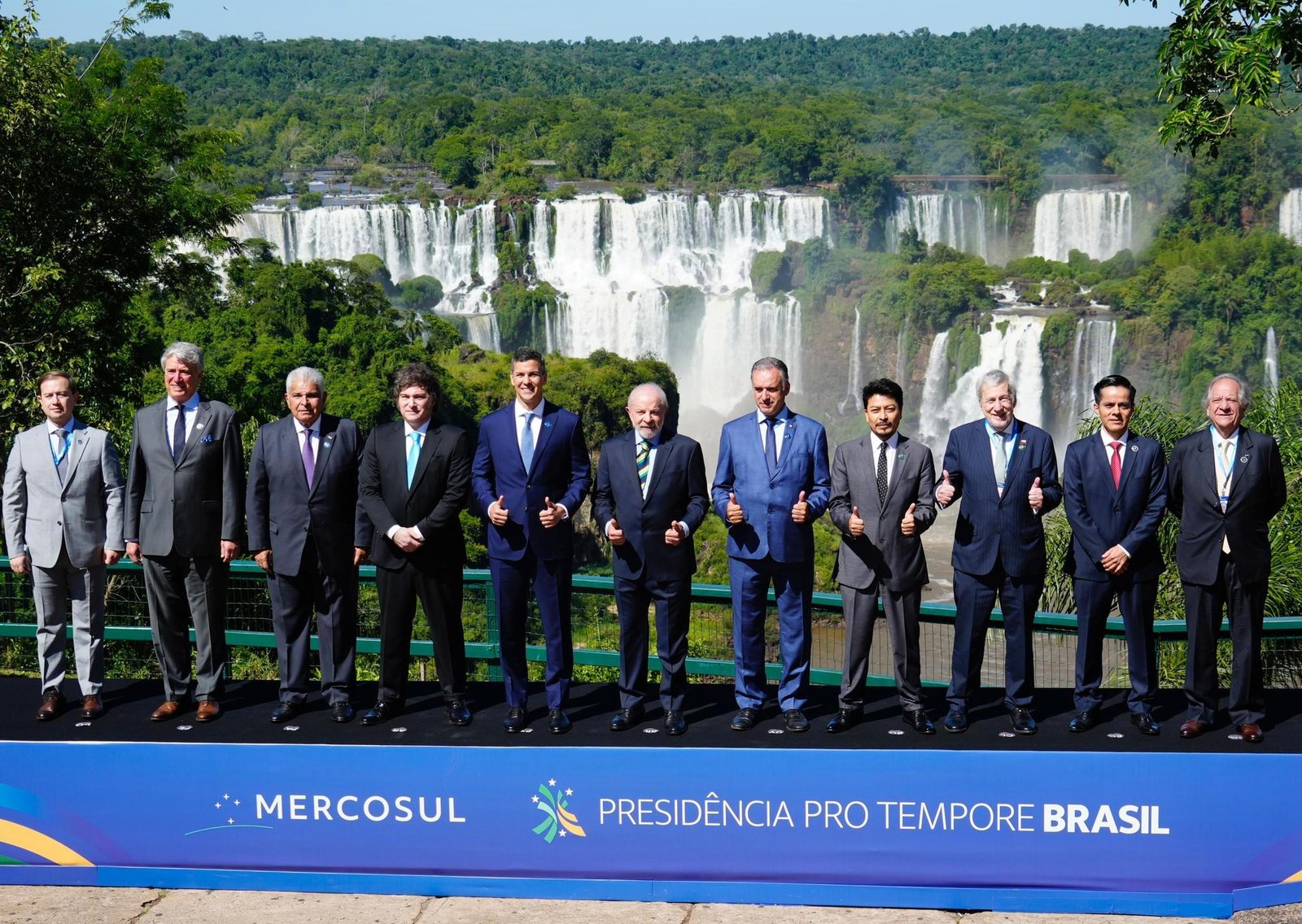 Para abrir la economía, hay que salir del Mercosur