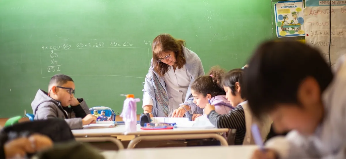 A los 40 años, 4 de cada 10 docentes no son titulares y aún no alcanzaron la estabilidad laboral