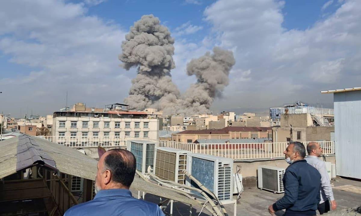 Israel reanuda los ataques a Irán, que responde lanzando misiles