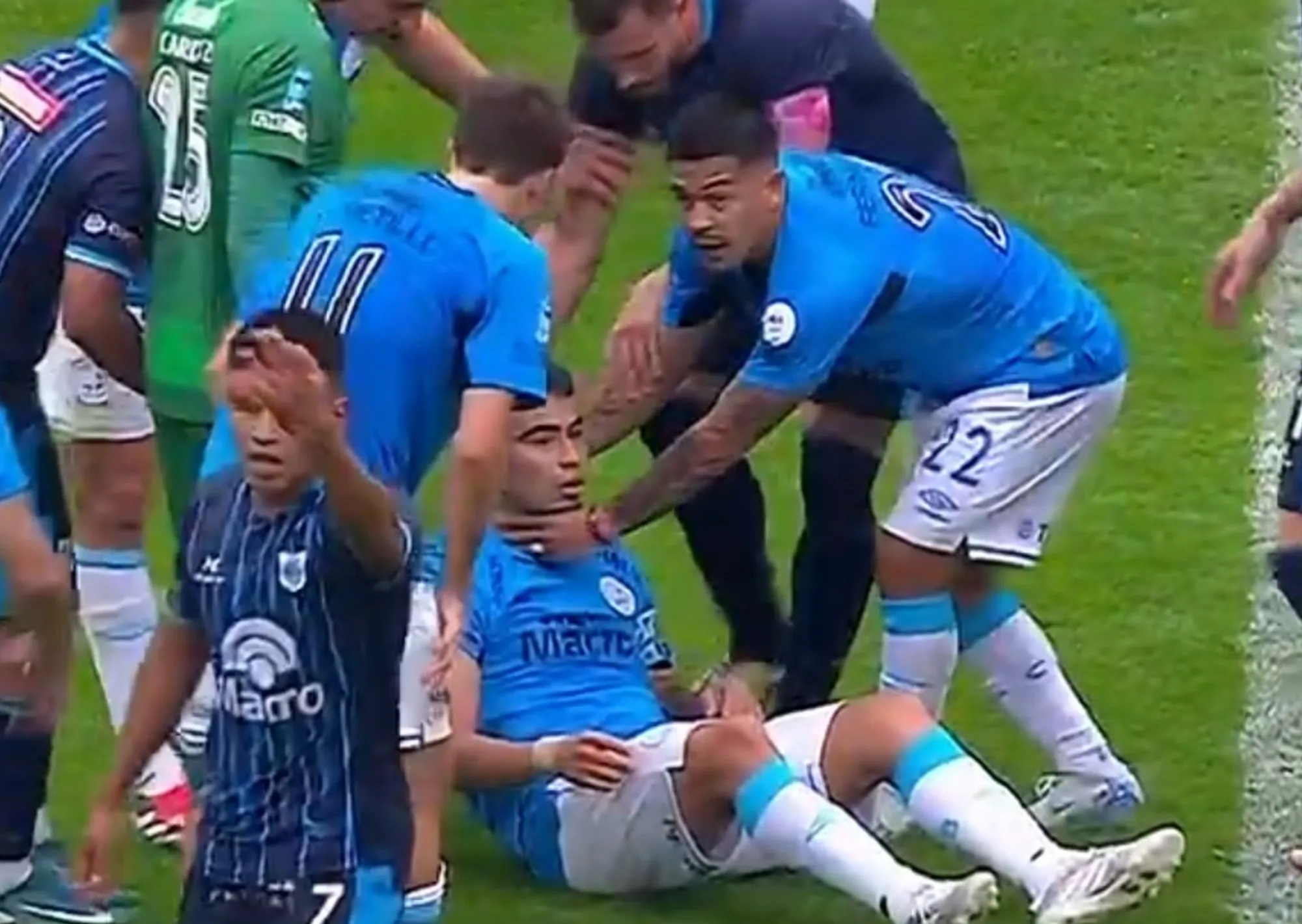 Lucas Zelarayán habló tras su desmayo en pleno partido de Copa Argentina: "Ya me había pasado en mi casa"