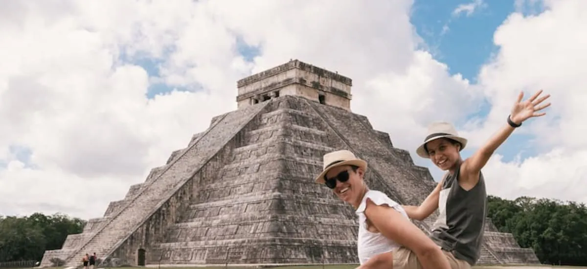 Turismo en México: El motor económico que rompe récords pero enfrenta un desafío laboral histórico