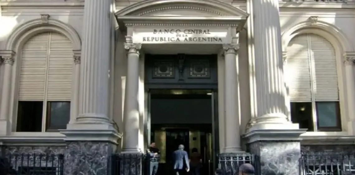 Mientras se debate la morosidad, el Banco Central publicó recomendaciones para tomar préstamos personales