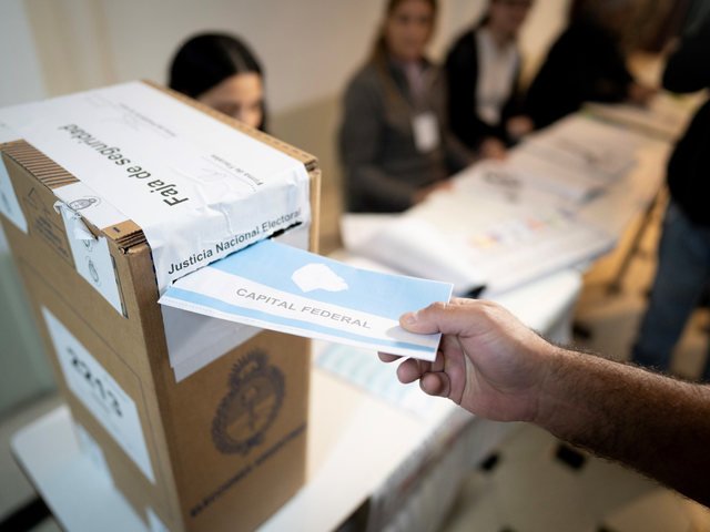 Elecciones: comienza el escrutinio definitivo y podrГ­a cambiar el resultado en ocho provincias