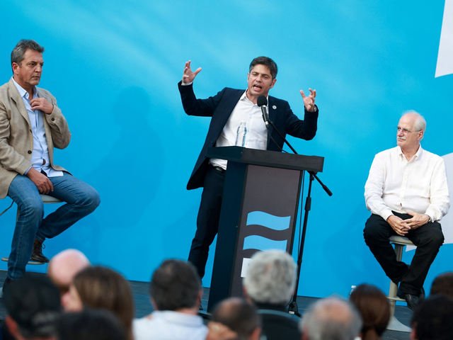 En el cierre de Fuerza Patria, Axel Kicillof asegurГі que вЂњel JP Morgan tomГі el Ministerio de EconomГ­aвЂќ