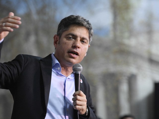En las Гєltimas horas de campaГ±a, Kicillof cruzГі a Milei por la Boleta Гљnica de Papel: вЂњNadie sabe cГіmo carajo se usaвЂќ