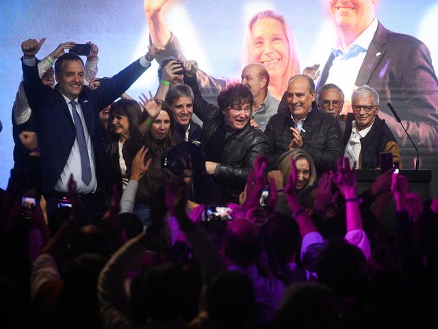 Javier Milei confirmГі cambios en el Gabinete, pero los condicionГі al resultado de las elecciones: вЂњEl 26 a la noche con los nГєmeros verГ© quГ© necesitoвЂќ