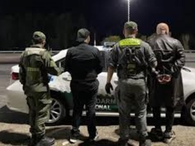 Condenan a un ex asesor del bloque de diputados del PJ a 8 aГ±os de prisiГіn por trГЎfico de drogas