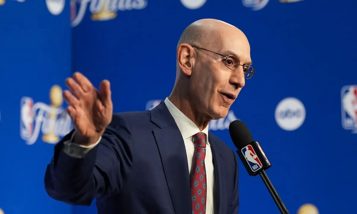 El comisionado Adam Silver dice que la NBA avanza hacia una liga en Europa