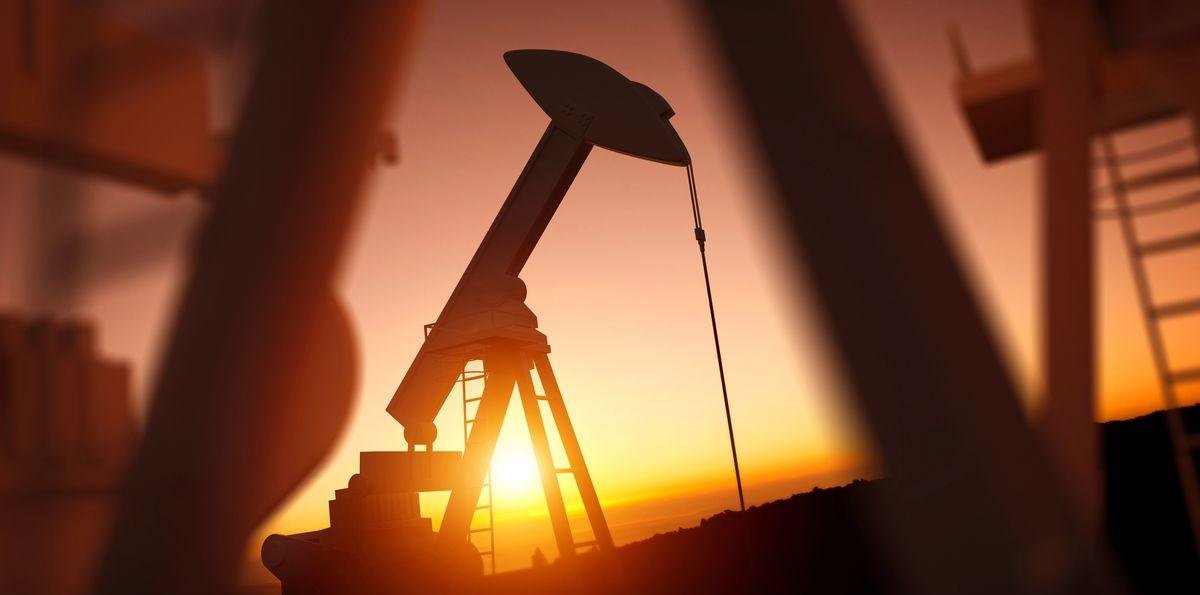 El petróleo se disparó 8,1% y tocó un máximo en más de un año por la guerra en Medio Oriente