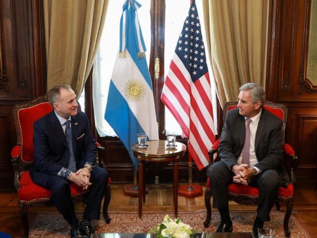 Milei recibirГЎ al nuevo embajador de Trump antes a viajar a un encuentro con empresarios en Estados Unidos