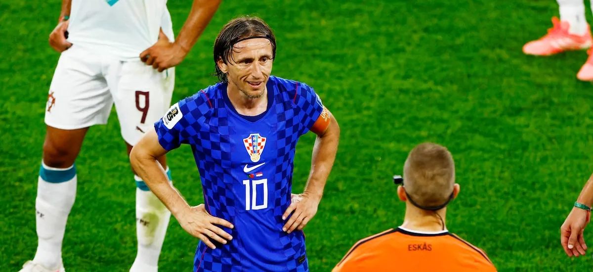 La furia de Luka Modric tras la polémica con el VAR que decretó la eliminación de Croacia frente a Portugal en el Mundial