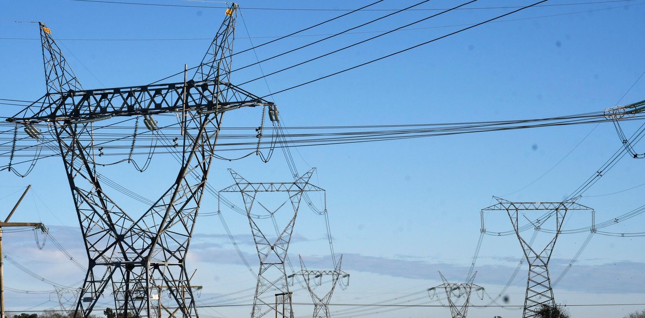 Los Sielecki buscan la privatización de Transener y podrían competir contra los ganadores de otro negocio