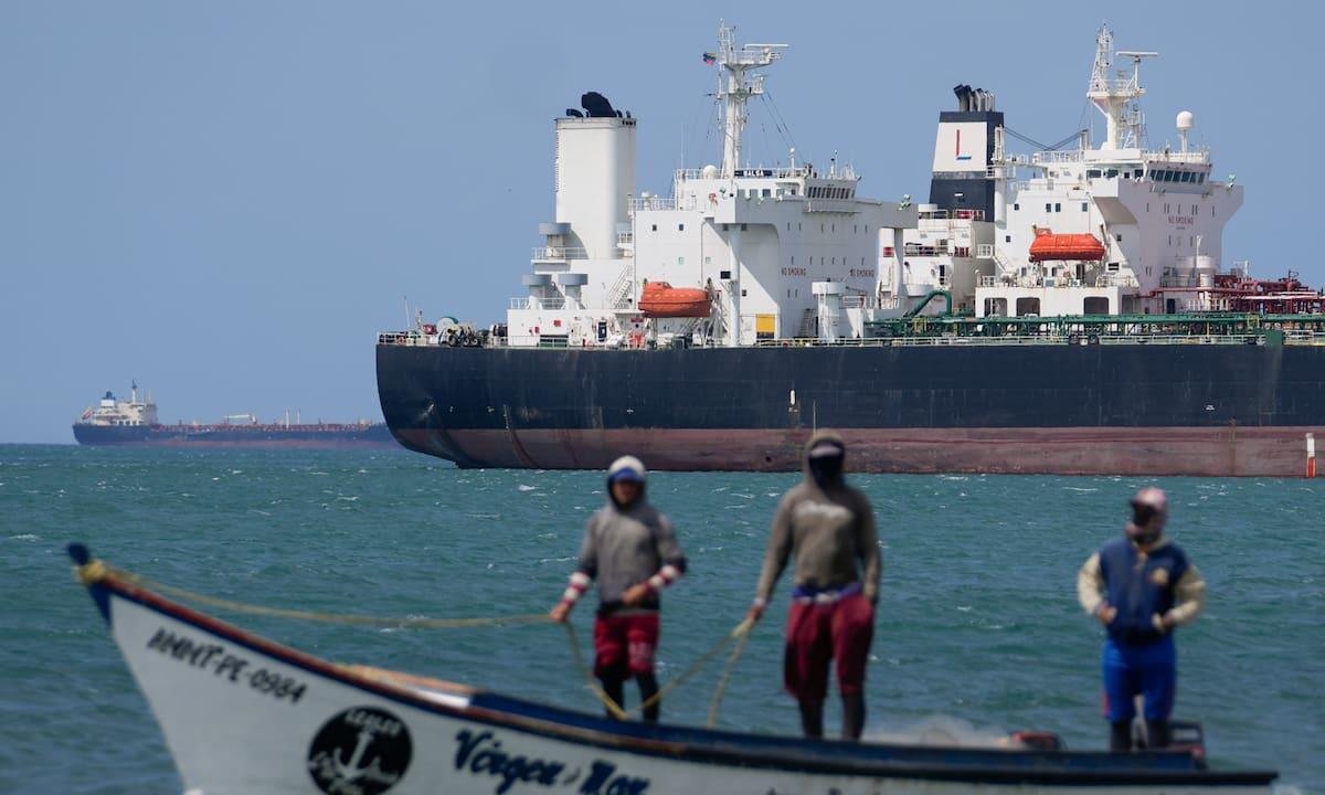 EEUU busca apoderarse de petrolero y 2 millones de barriles de crudo incautados frente a Venezuela