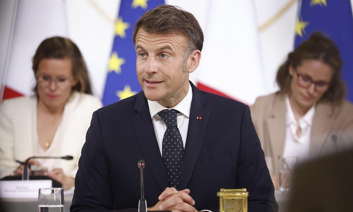 Francia aumentará el número de sus ojivas nucleares, anuncia Macron