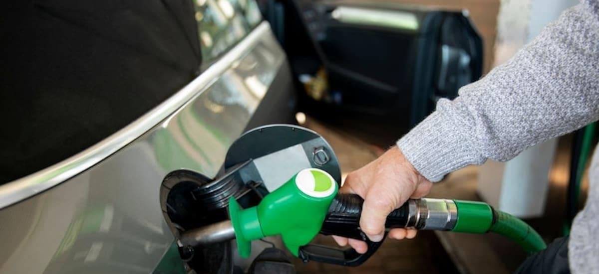 Extendieron la rebaja de impuesto del combustible en la frontera: ¿qué es lo que cambió?