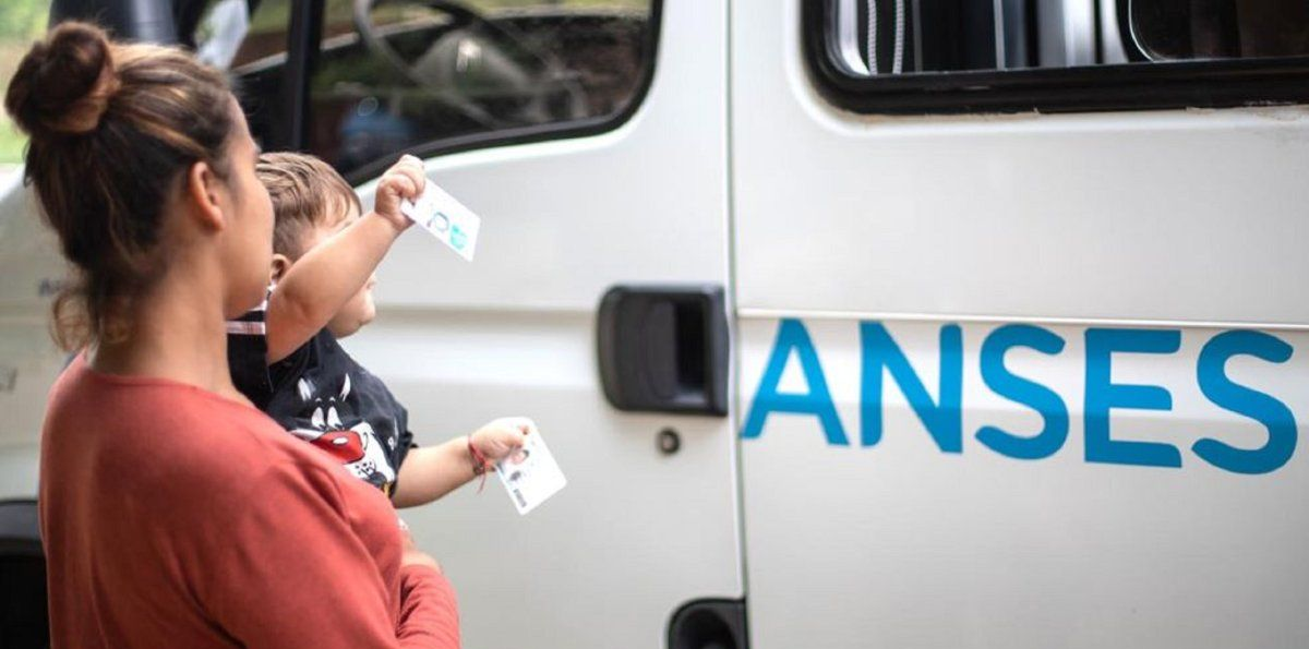 Cuándo cobro ANSES en febrero 2026: se confirmaron las fechas de pago para la AUH