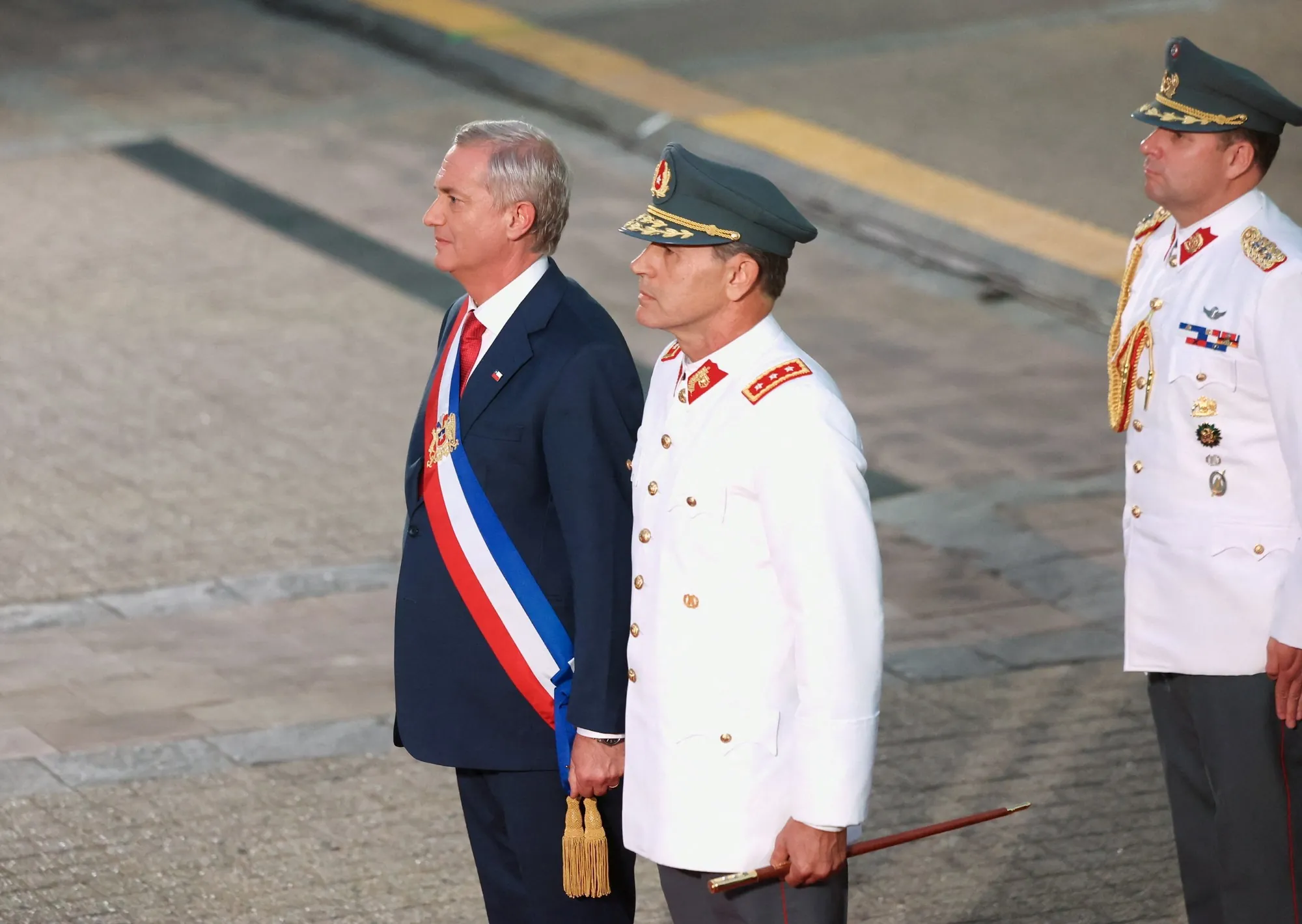 Kast ordenó construir “barreras físicas” con Bolivia en uno de los primeros decretos que firmó como presidente de Chile