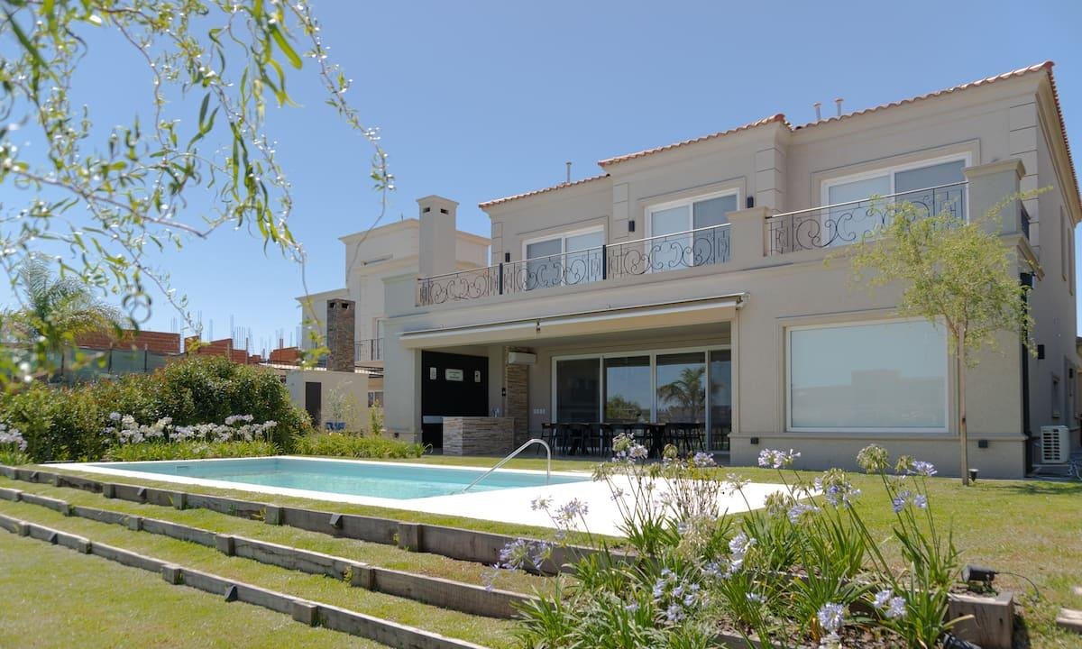 Cuánto cuesta construir una casa “barata” de 100 metros cuadrado