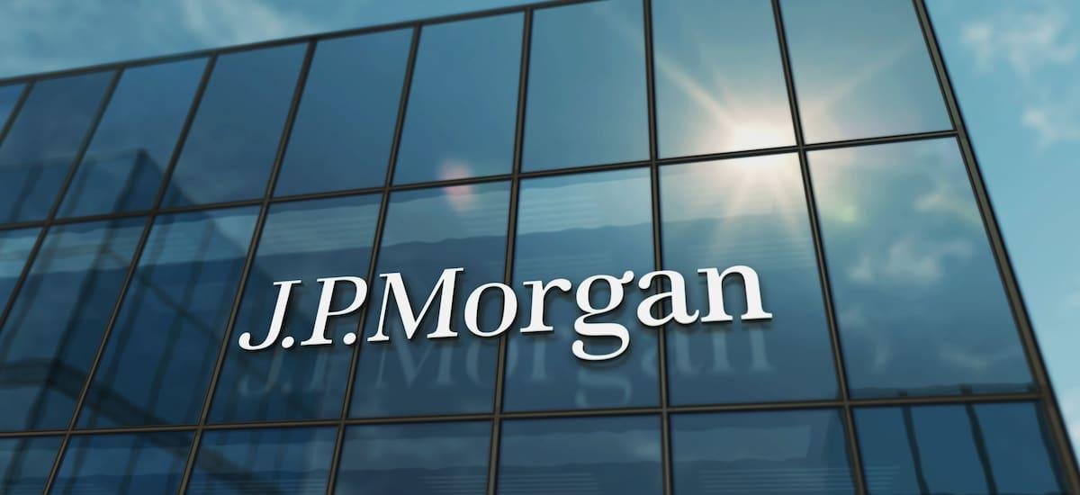 Tensión global y caída bursátil: el JP Morgan sorprende con su recomendación: “una oportunidad para añadir posiciones”