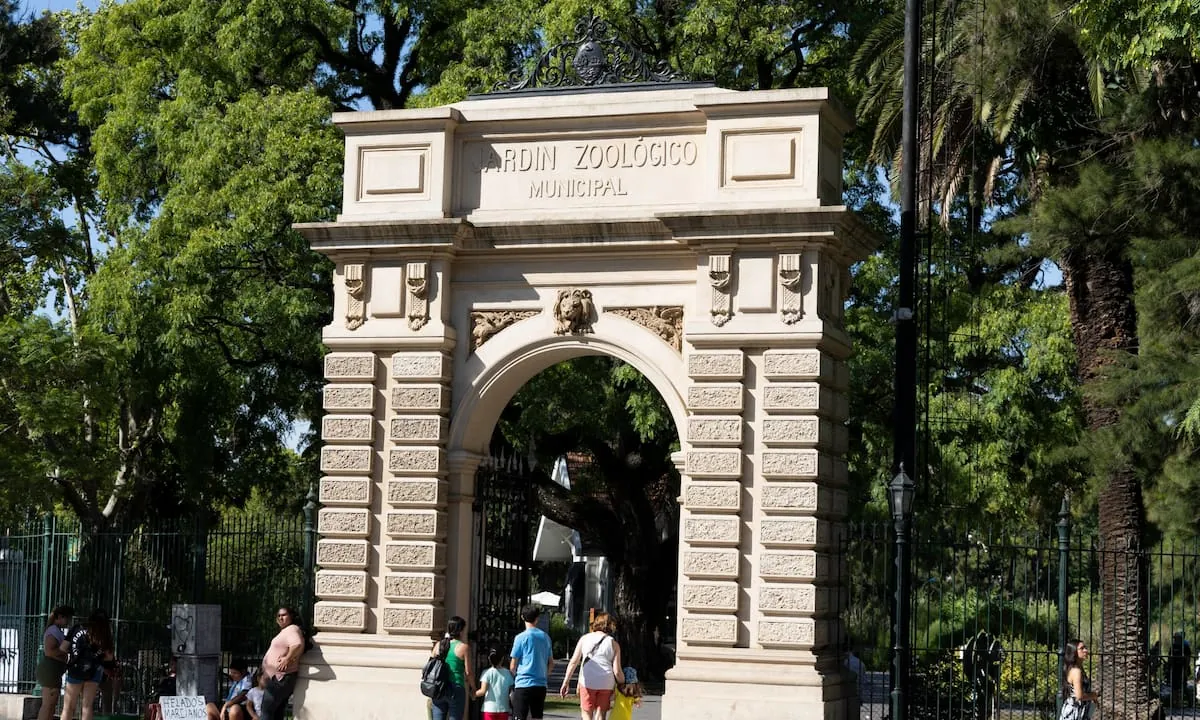 Ecoparque: el gobierno porteño anunció que comenzará a cobrar el ingreso a turistas, hasta ahora gratuito