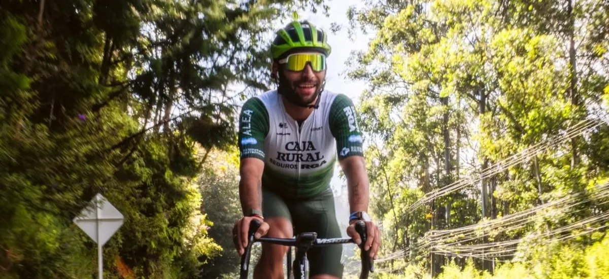 El ciclista colombiano Fernando Gaviria se retiró de la carrera Tirreno - Adriático: qué pasó con su rodilla