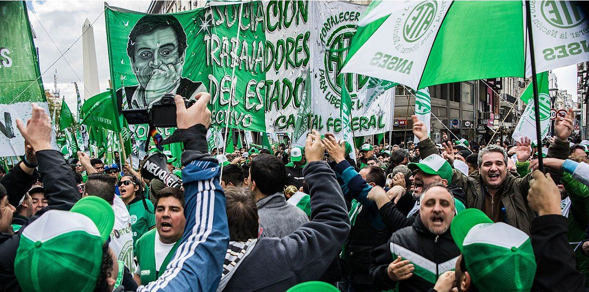 Febrero de alta conflictividad laboral: qué sectores harán paro y el plan de la CGT