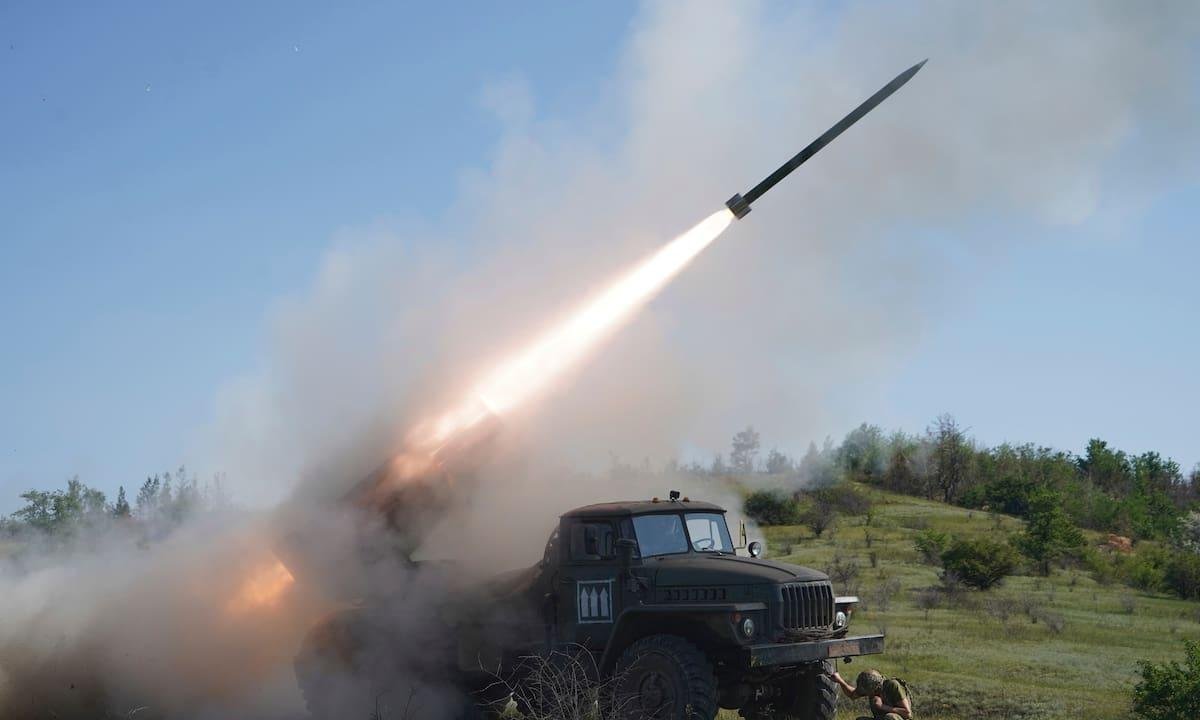 Al menos 55 ghaneses murieron combatiendo por Rusia en Ucrania, dice canciller de Ghana