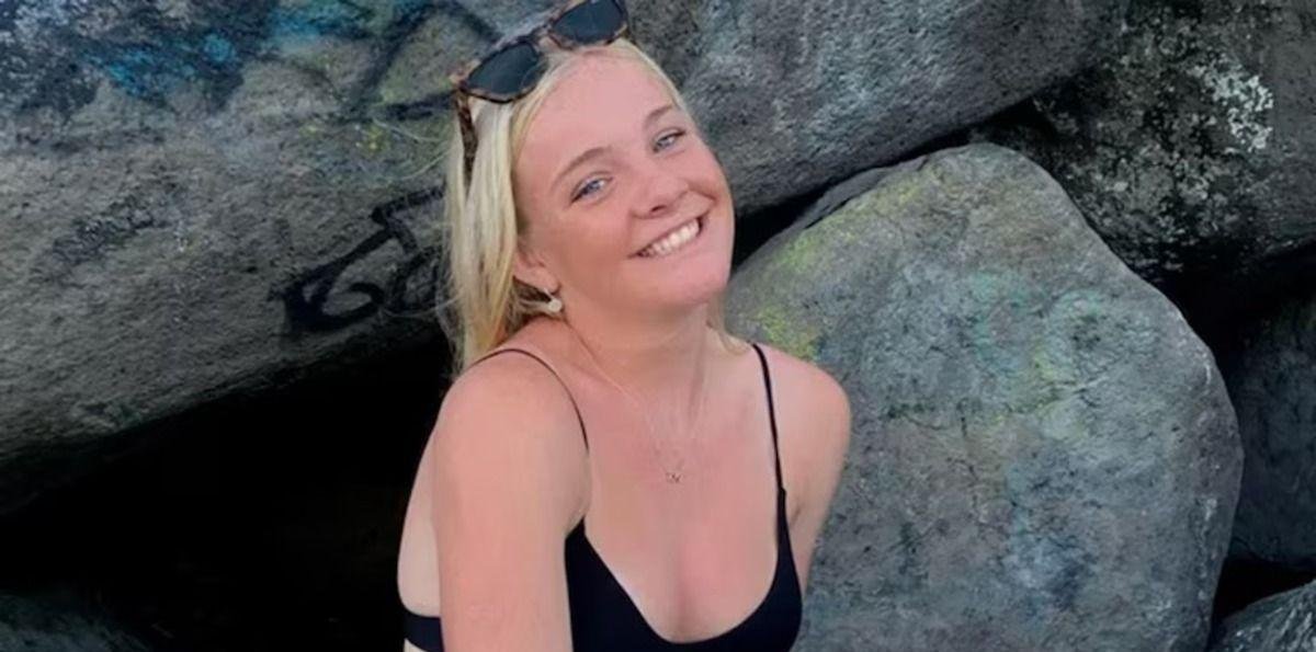 Una joven snowboarder falleció luego de que su mochila quedara atrapada en una aerosilla