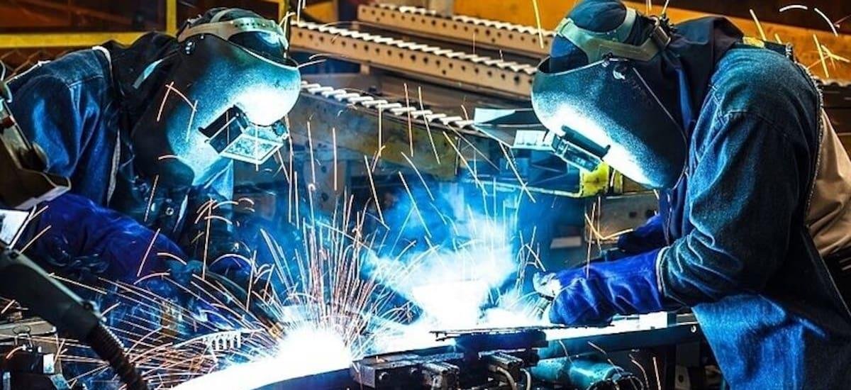 Paritarias UOM 2026: cuánto cobra un metalúrgico en febrero y cómo quedan las escalas salariales completas - El Cronista