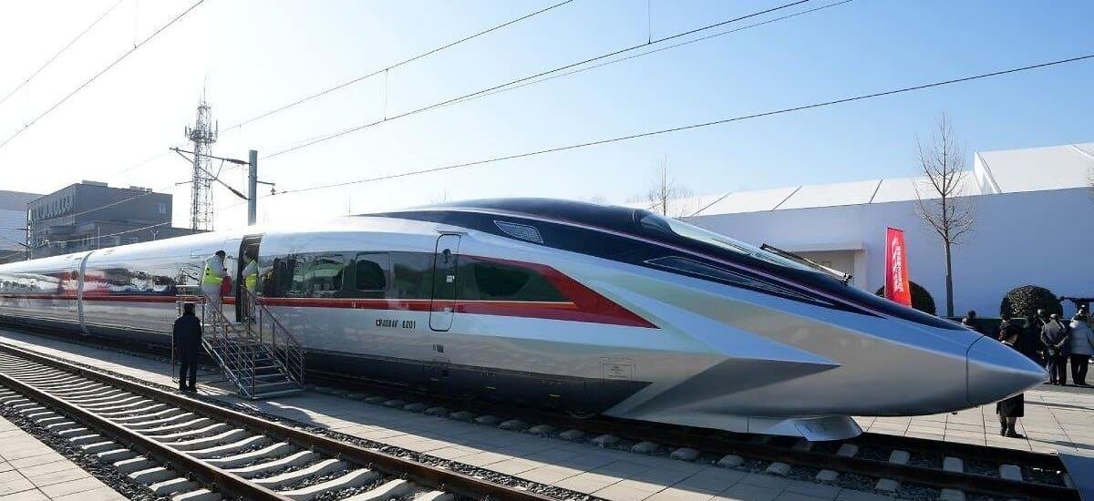 Ya está operando el tren bala más veloz del mundo: supera a los japoneses y es el gran orgullo del país