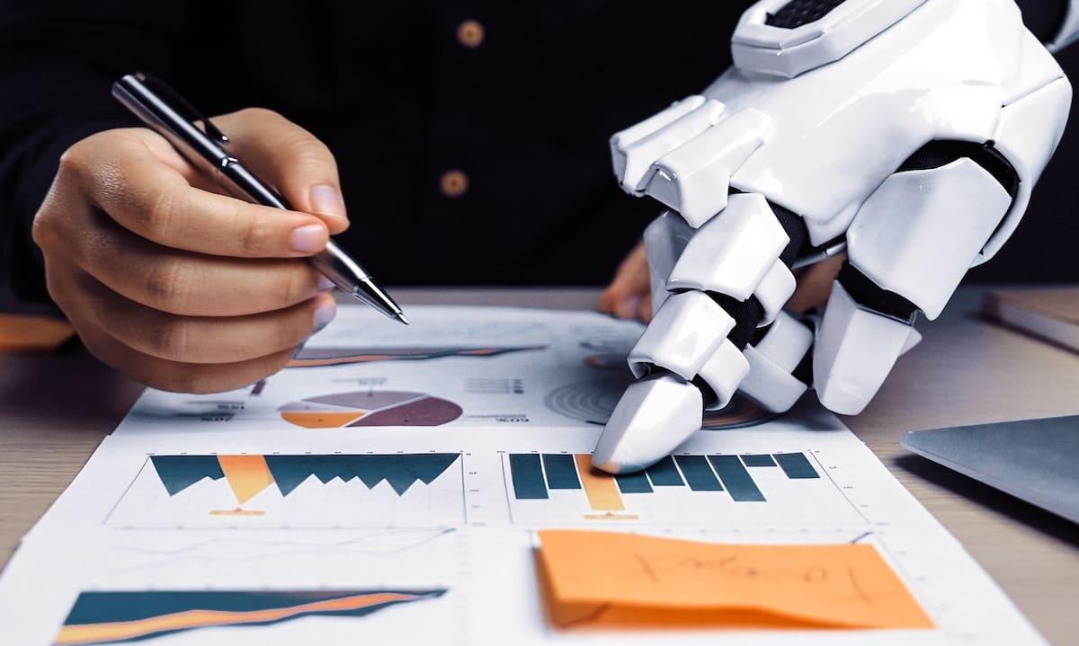 Por qué la inteligencia artificial aún no logra el salto de productividad que viene prometiendo