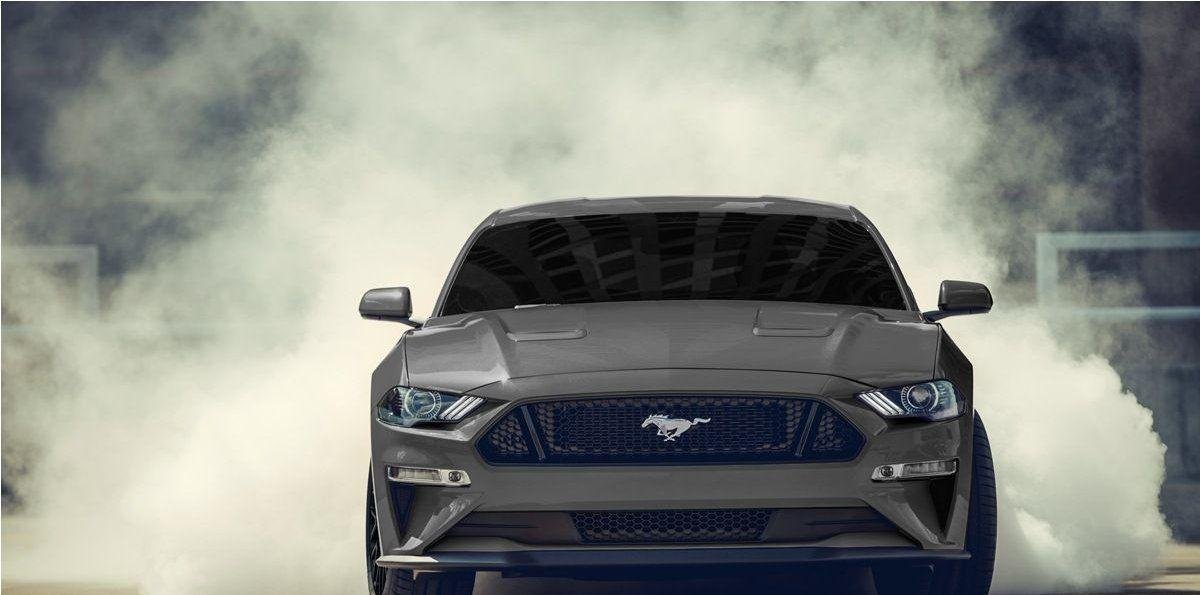 Reforma laboral: por la baja de impuestos internos, los autos premium serán hasta un 25% más baratos