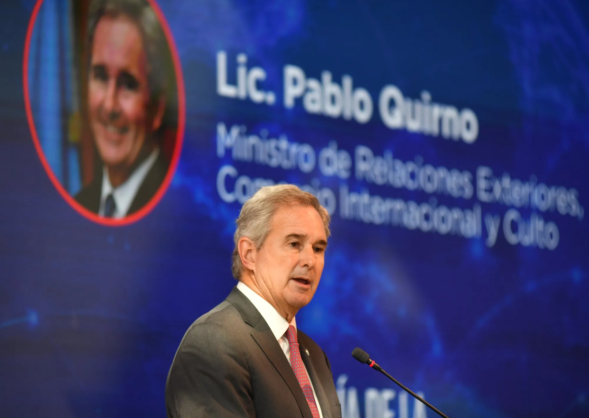 "Santo Padre, la Argentina lo espera": el Gobierno espera una convocatoria de 7 millones de personas para ver a León XIV y confirman que llegará en un avión de Aerolíneas Argentinas
