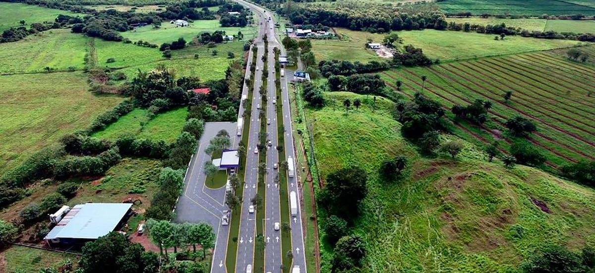 Panamá firma contrato para rehabilitar 192 kilómetros de la carretera Panamericana