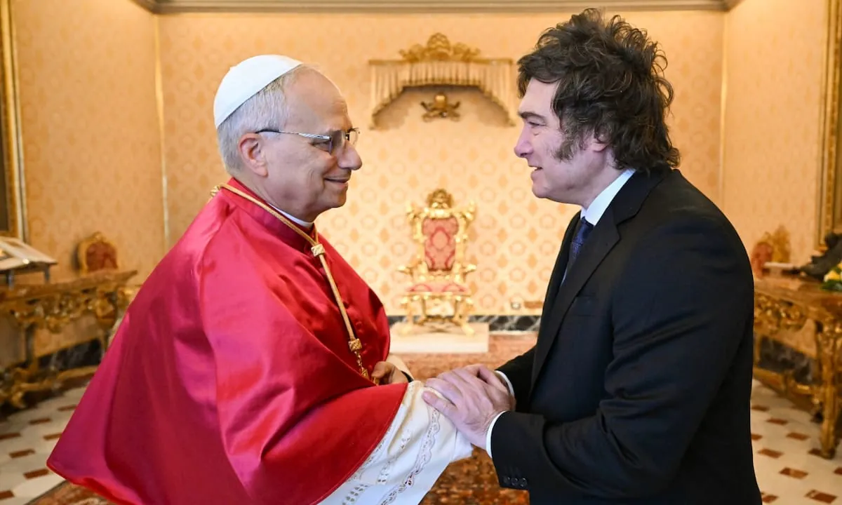 El mensaje de Milei al Papa tras el anuncio de su problema de salud: “Toda la Argentina lo acompaña”