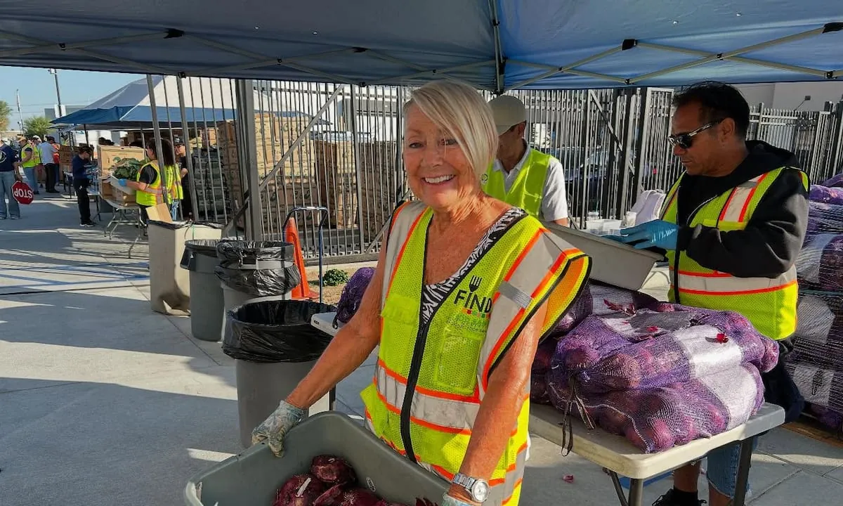 Dónde entregan comida gratis en California esta semana del 20 al 24 de abril de 2026