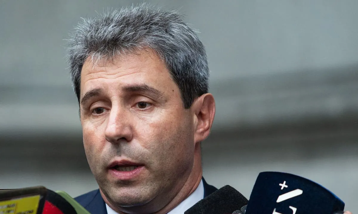 Uñac se lanzó como precandidato a presidente del peronismo con un spot: “Hay mucho desánimo en la sociedad”